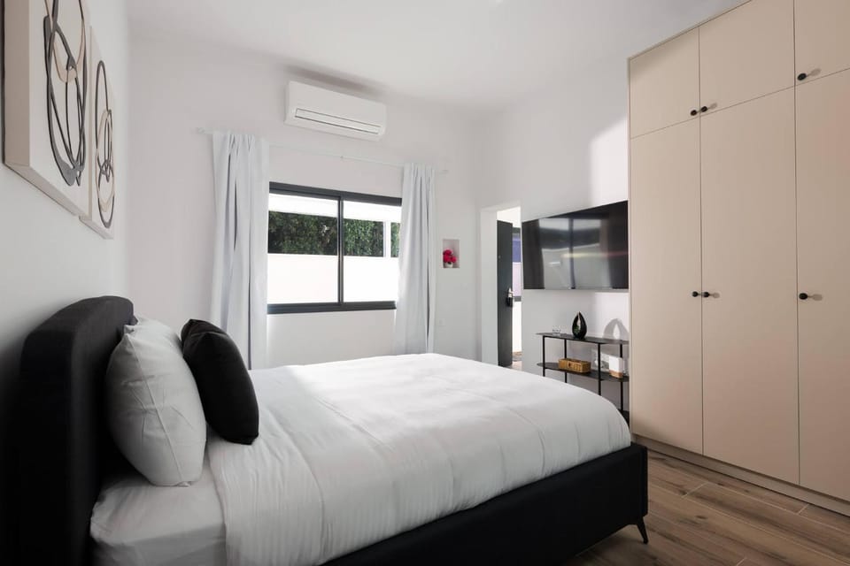 Chic & Quiet Studio in Hakerem by TLV2RENT Apartment in Tel Aviv-Yafo
