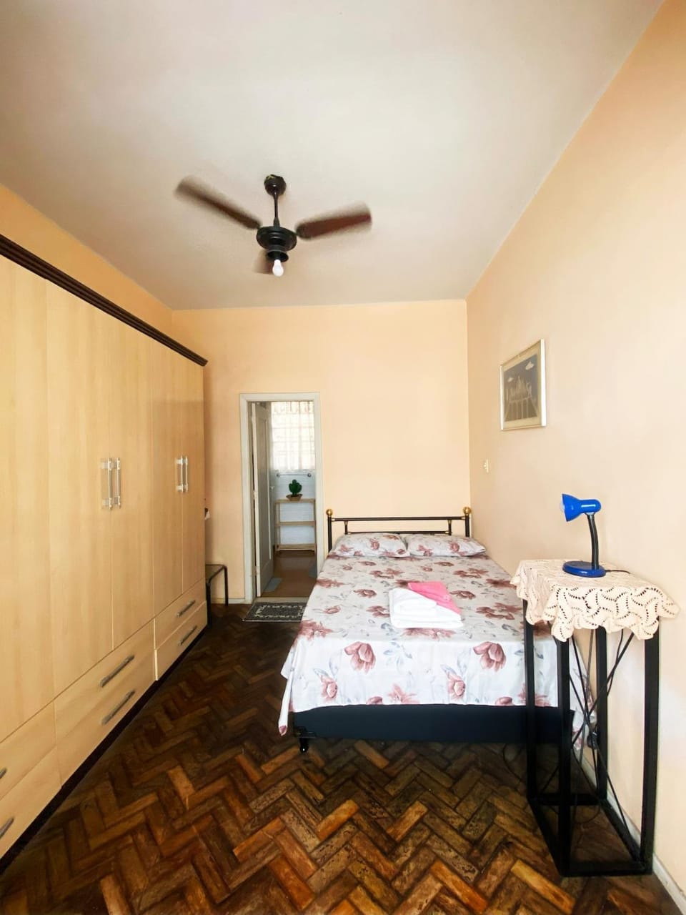 Bed, Photo of the whole room, Bedroom, wardrobe