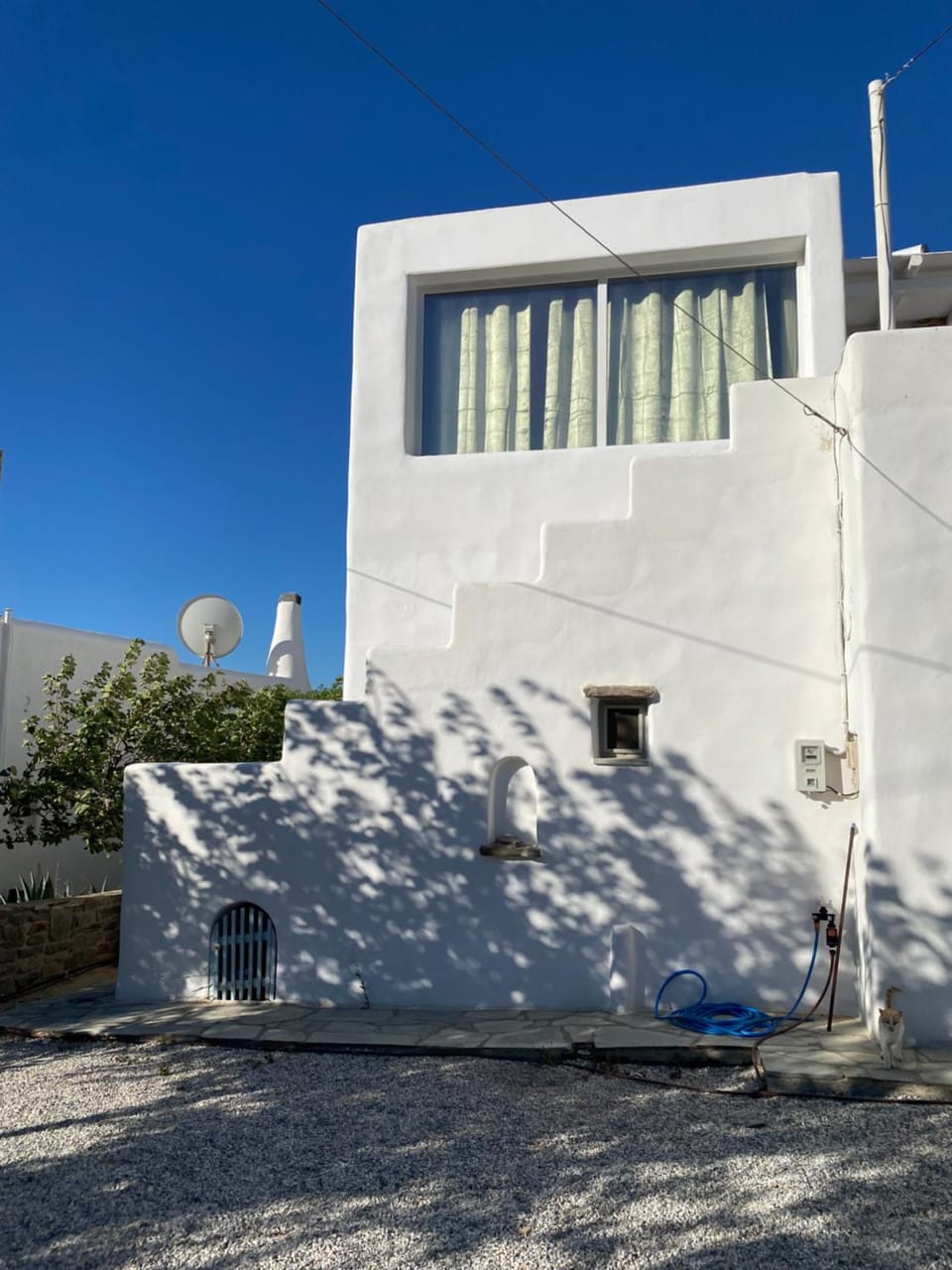 Lizzy's Escape 1st floor House in Paros