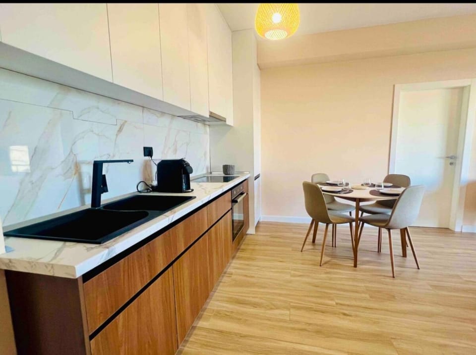 Damis Apartment Port Apartment in Vlorë