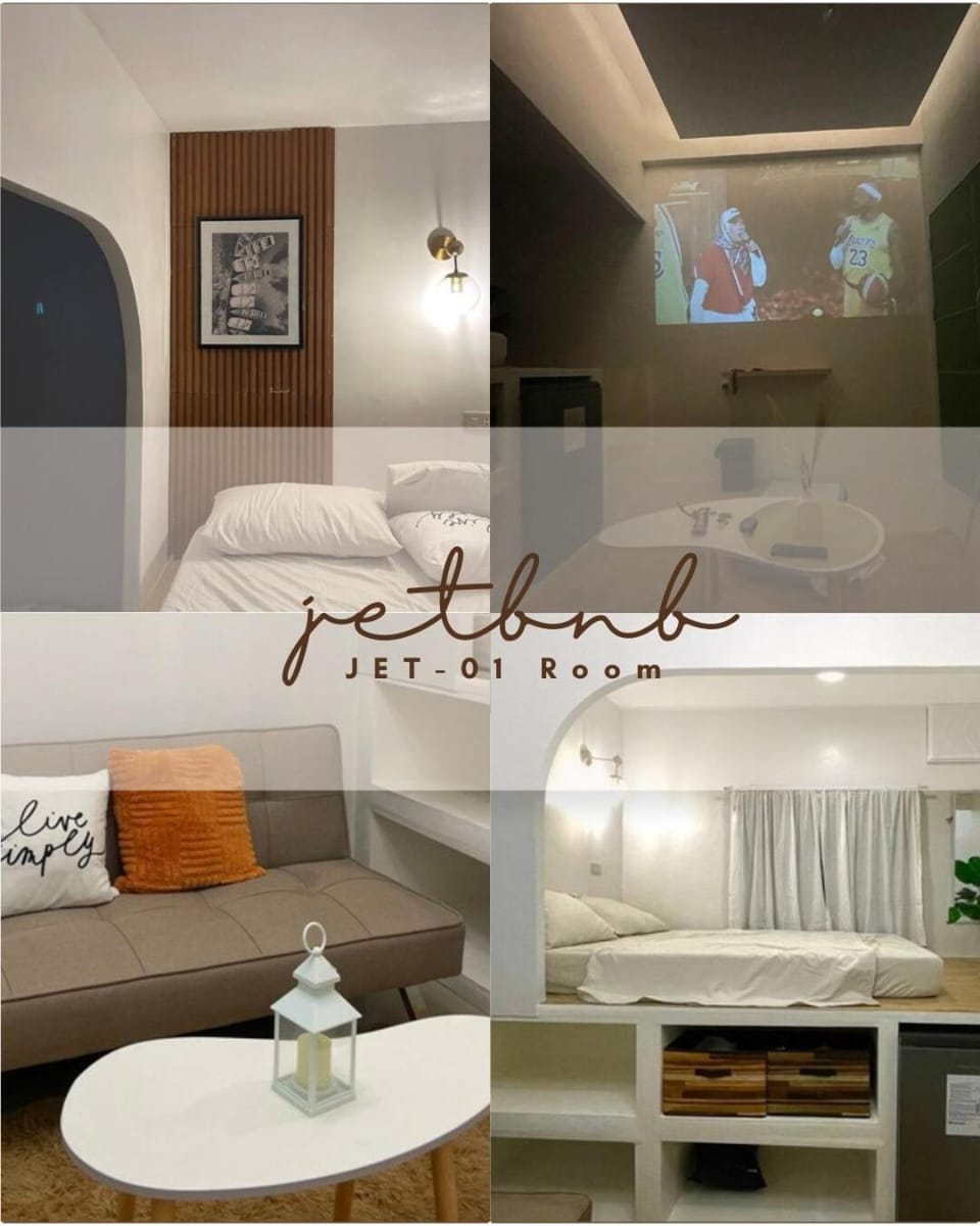 Modern Home in Pampanga with Parking - near SM Clark & Clark International Airport House in Angeles
