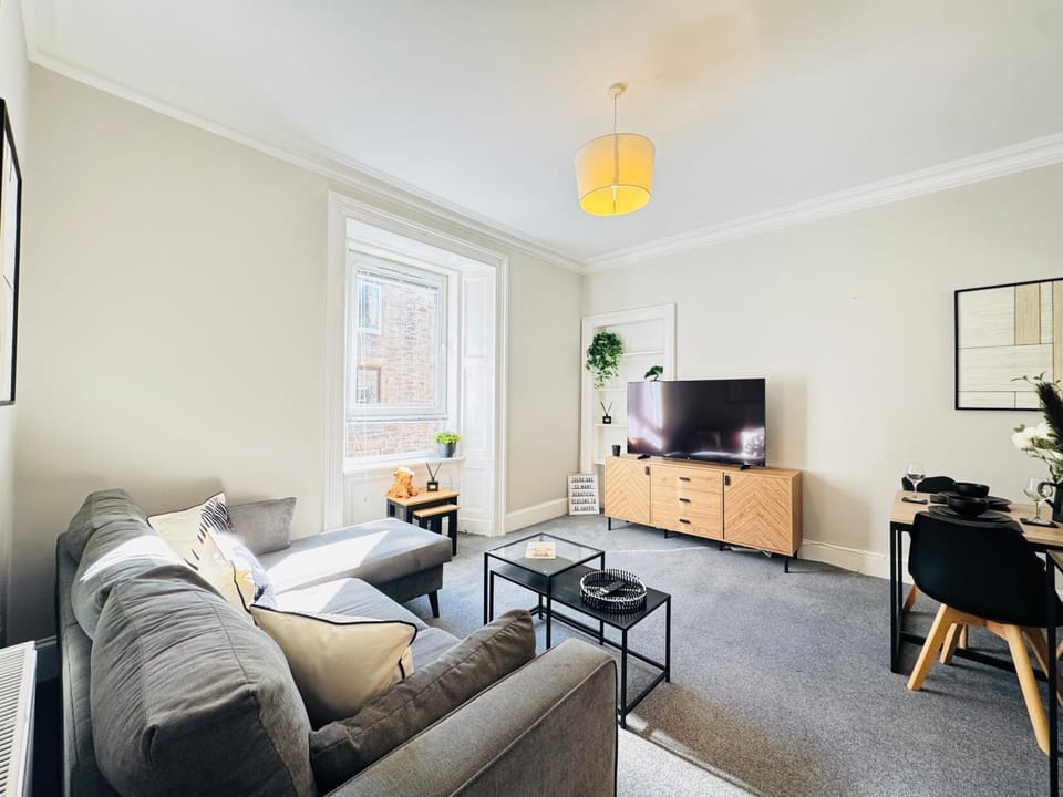 Elegant City Centre Apartment Apartment in Edinburgh