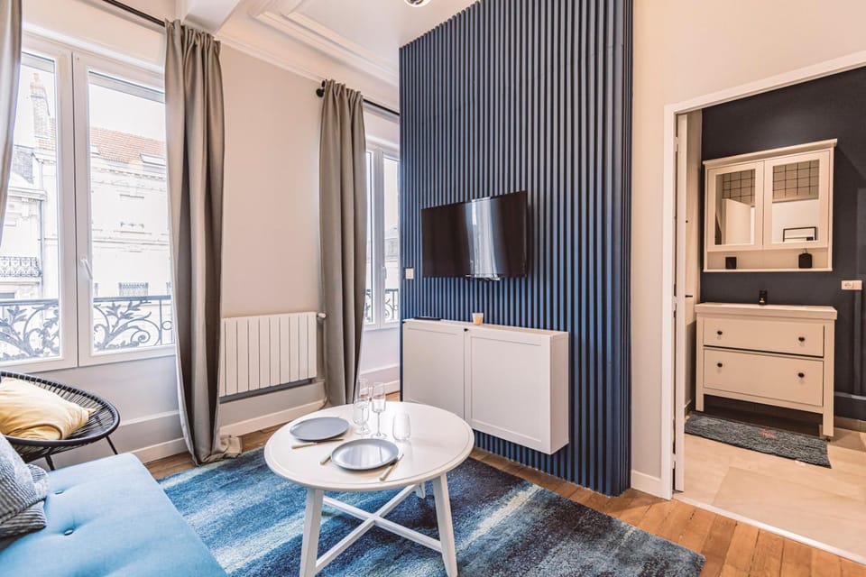 Le Méditerranéen, face à la Cathédrale - 2D Apartment in Reims