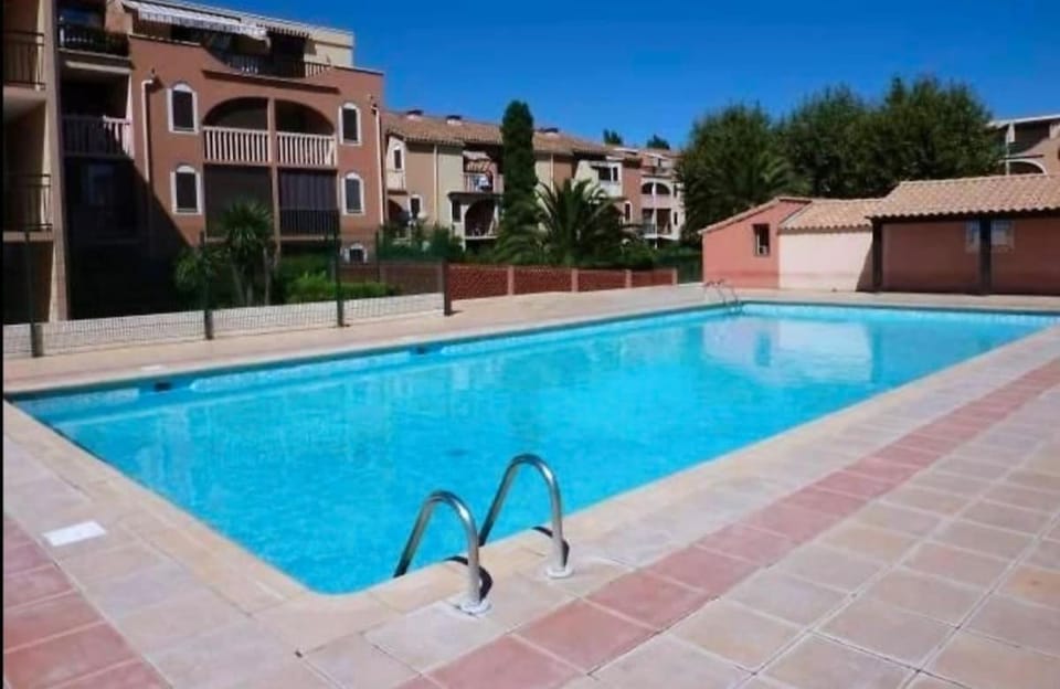 Pool view, Swimming pool, Swimming pool