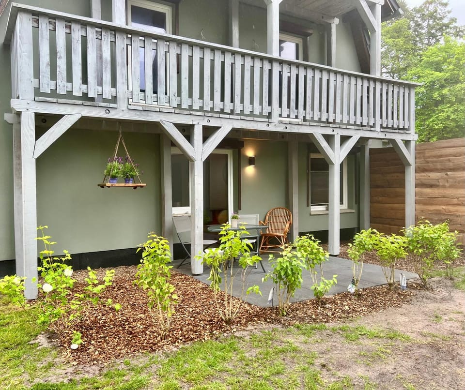 Property building, Balcony/Terrace