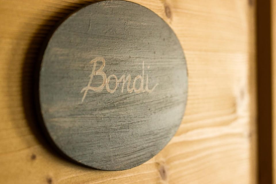 Chalet Sant' Antoni Bondi Apartment in Canton of Grisons