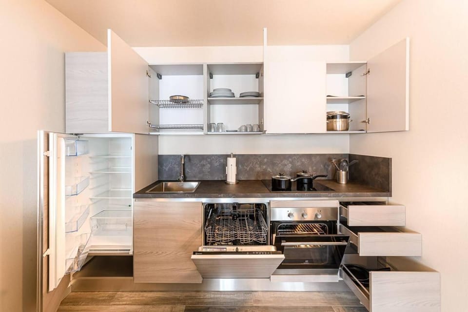 Kitchen or kitchenette