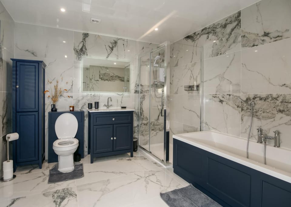 Bathroom, Bath