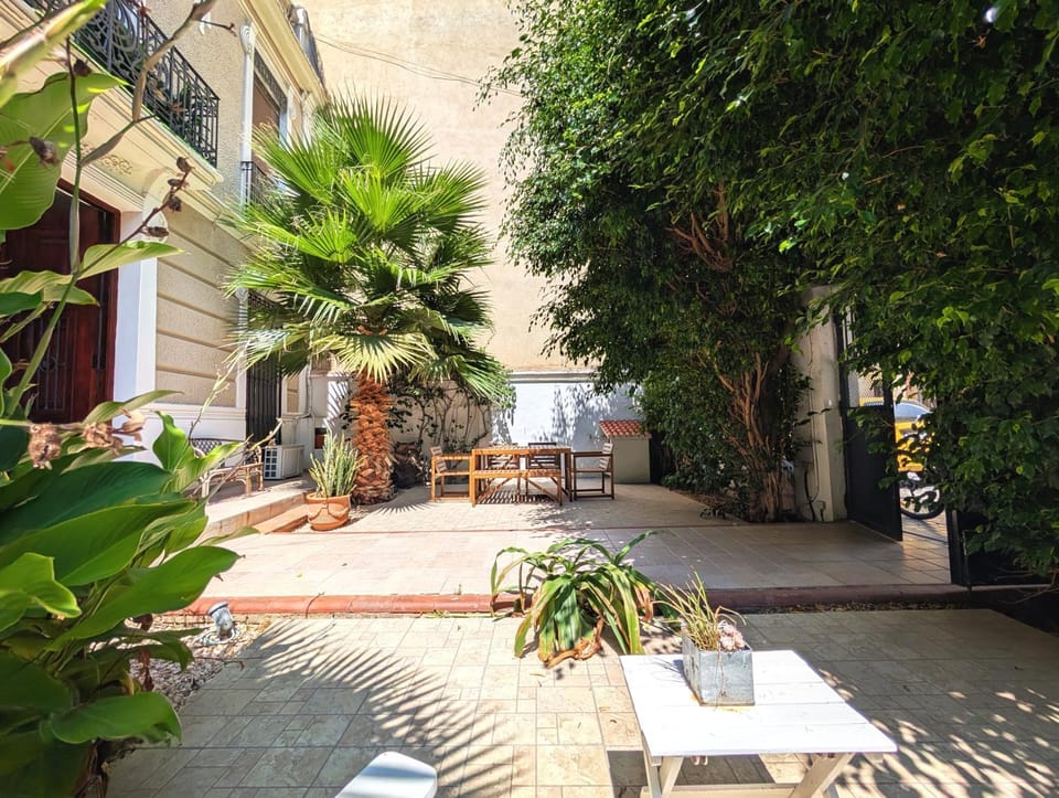 Property building, Garden, Dining area, Garden view