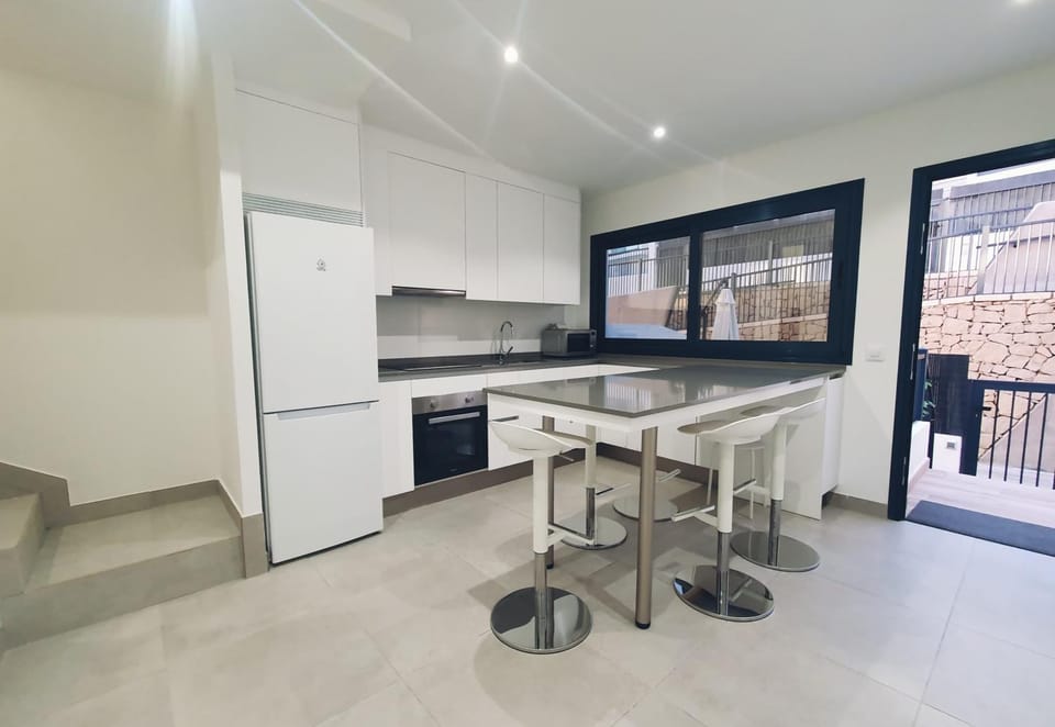 Kitchen or kitchenette, Living room, oven, stove