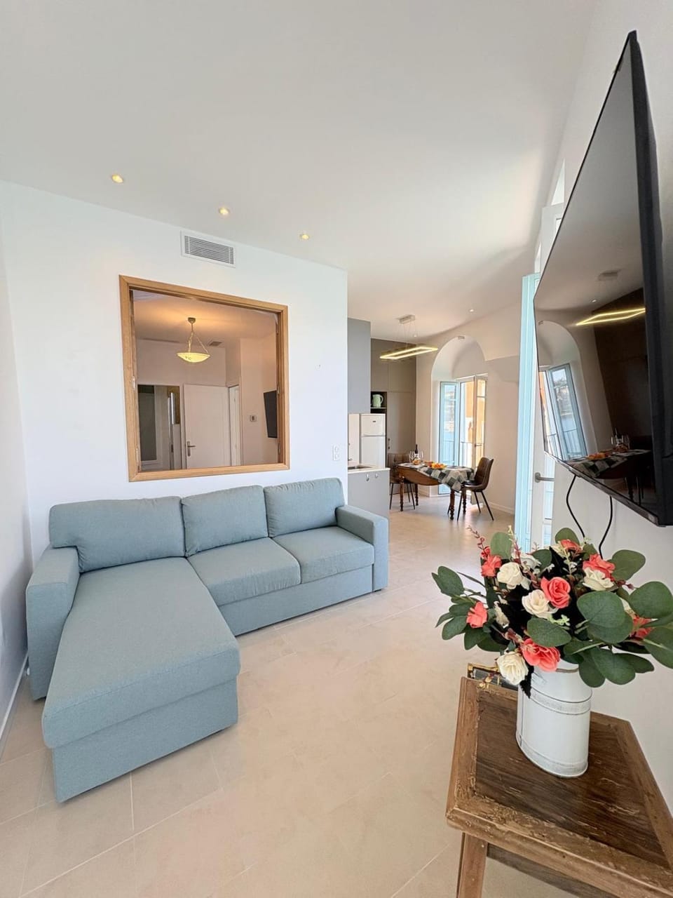 TV and multimedia, Living room