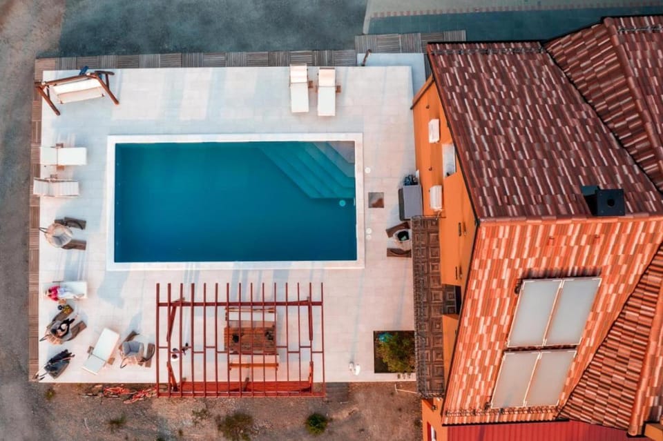 Bird's eye view, Swimming pool