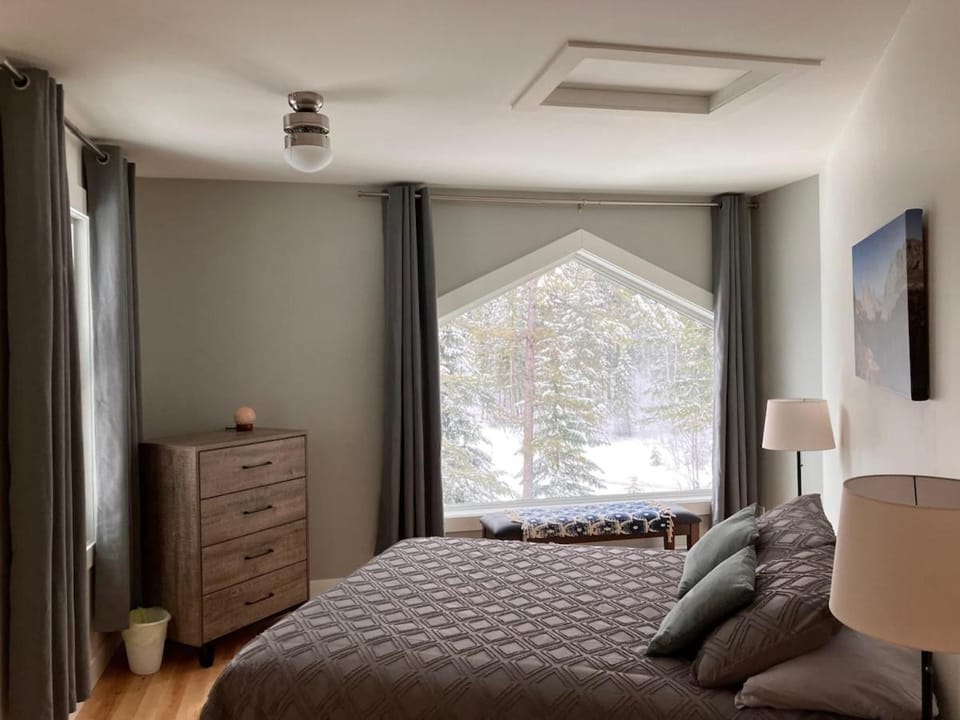 Tamarack Suite House in Golden