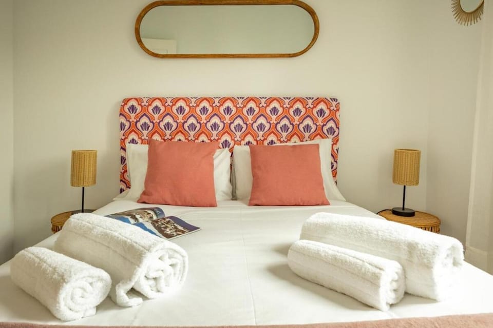 Archeros Deluxe Suite by Valcambre Apartment in Seville