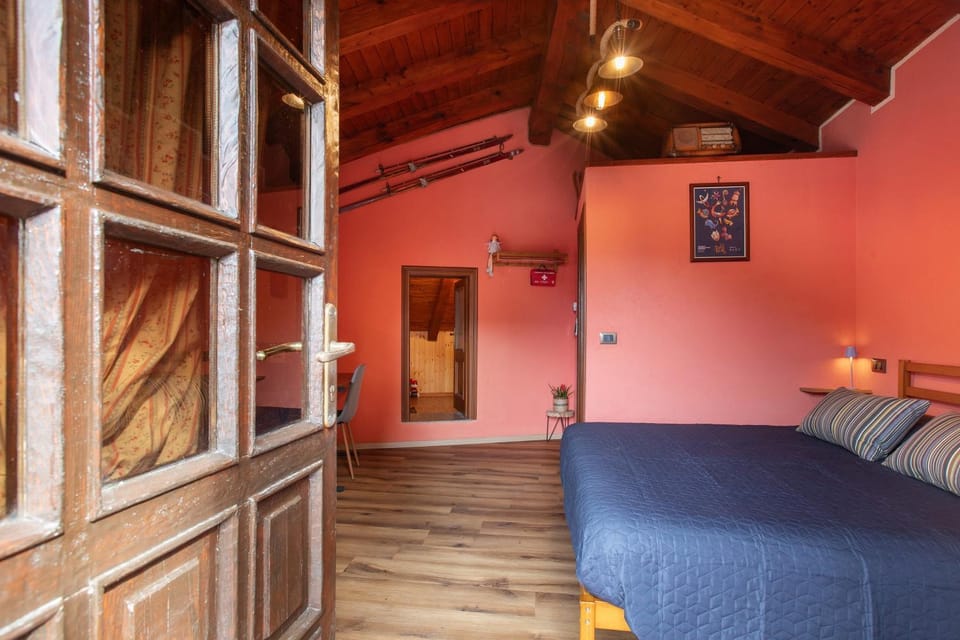 Property building, Living room, Bedroom