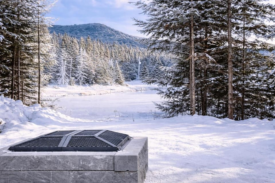Chalet Paquette Villa House in Saint-Donat