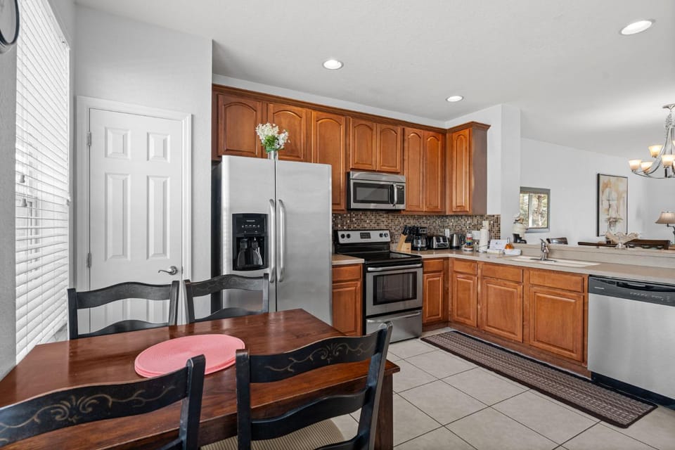 Comfortable 3BR Near Convention Center & Epic Park House in Orlando