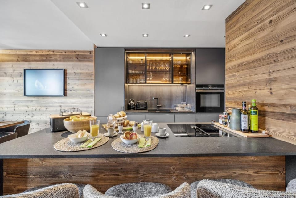 Coffee/tea facilities, Kitchen or kitchenette, Food and drinks, Dining area, Food, Breakfast, Continental breakfast, Drinks, stove