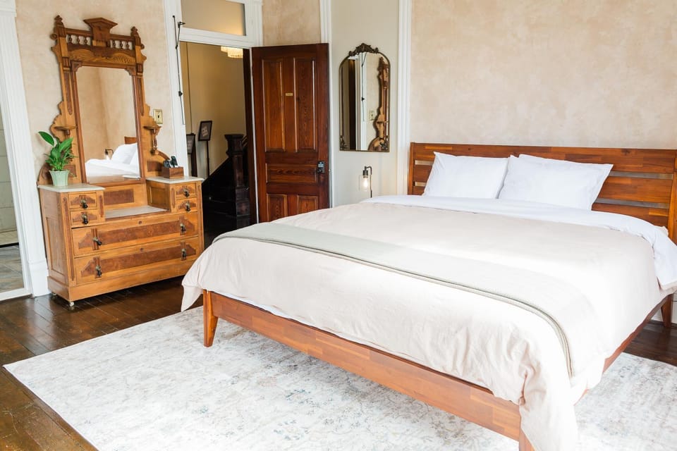 Bed, Bedroom, wardrobe