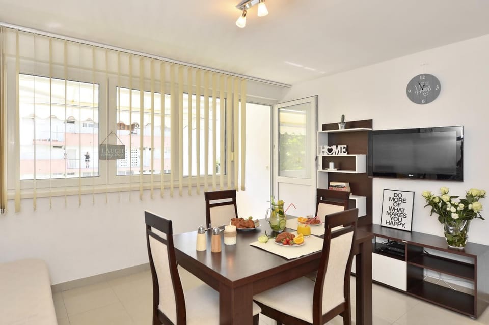 Balcony/Terrace, Living room, Dining area
