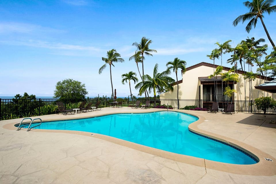 Country Club Villas 304 House in South Kona