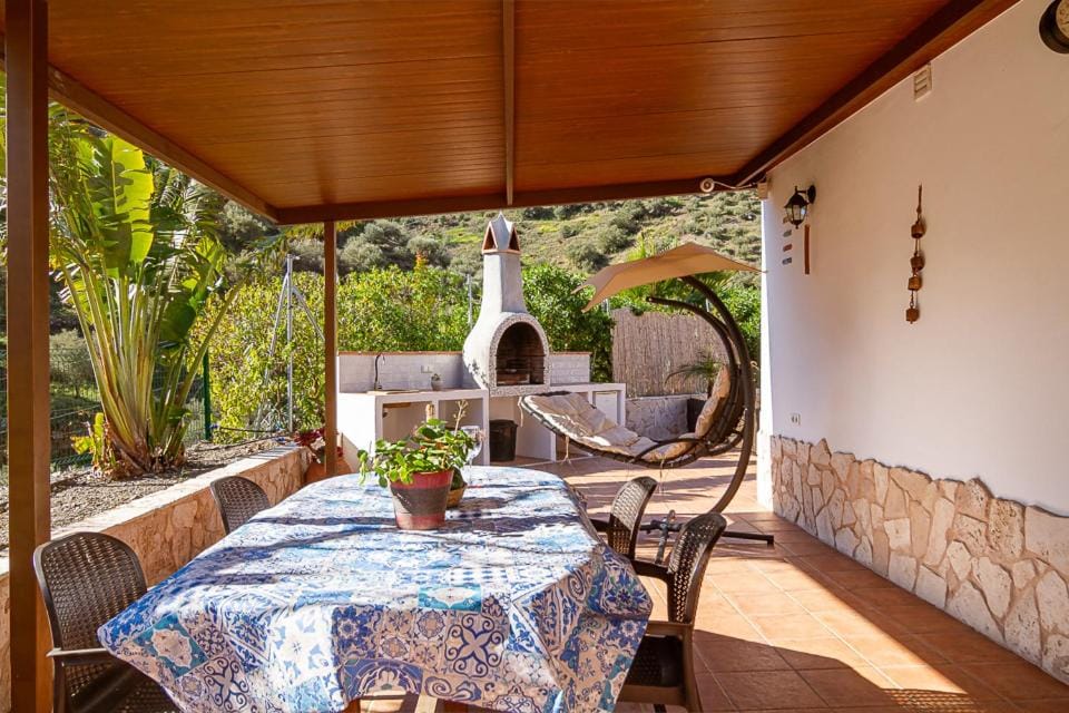 Cortijo La Cañada Villa in Axarquía