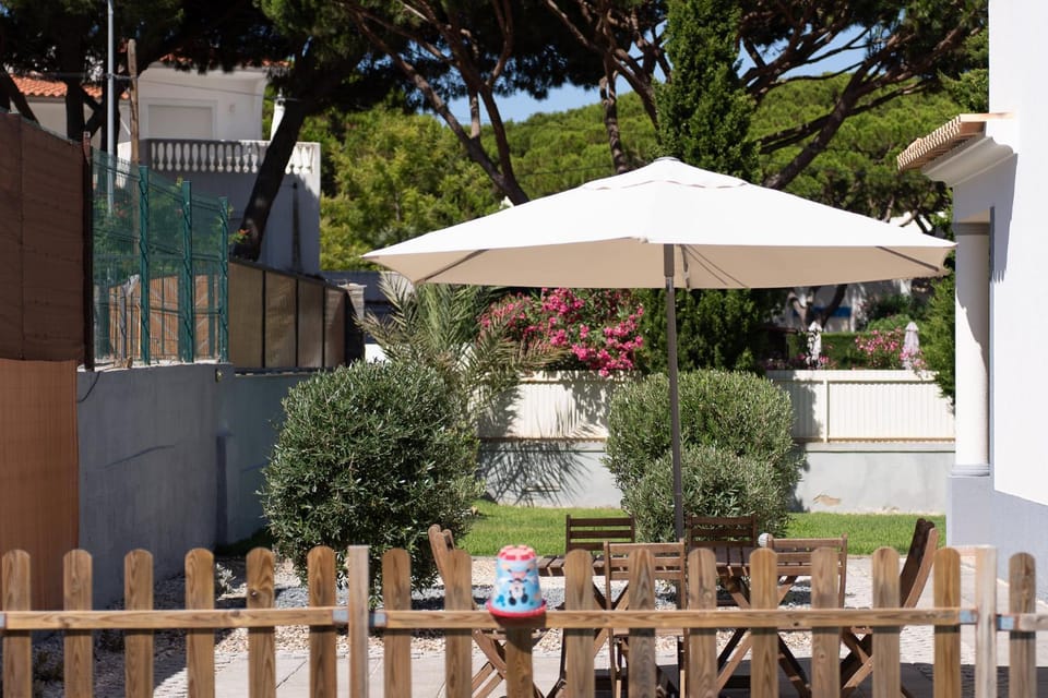 Patio, Garden, Dining area, Garden view