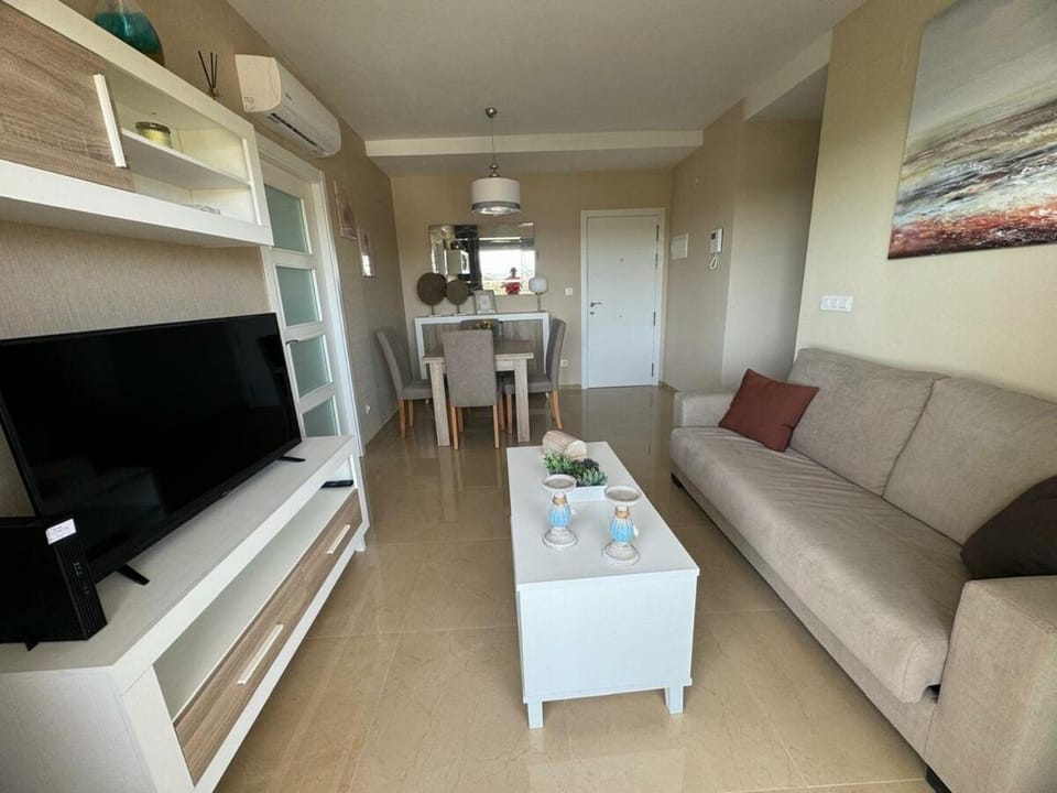 TV and multimedia, Living room, Dining area