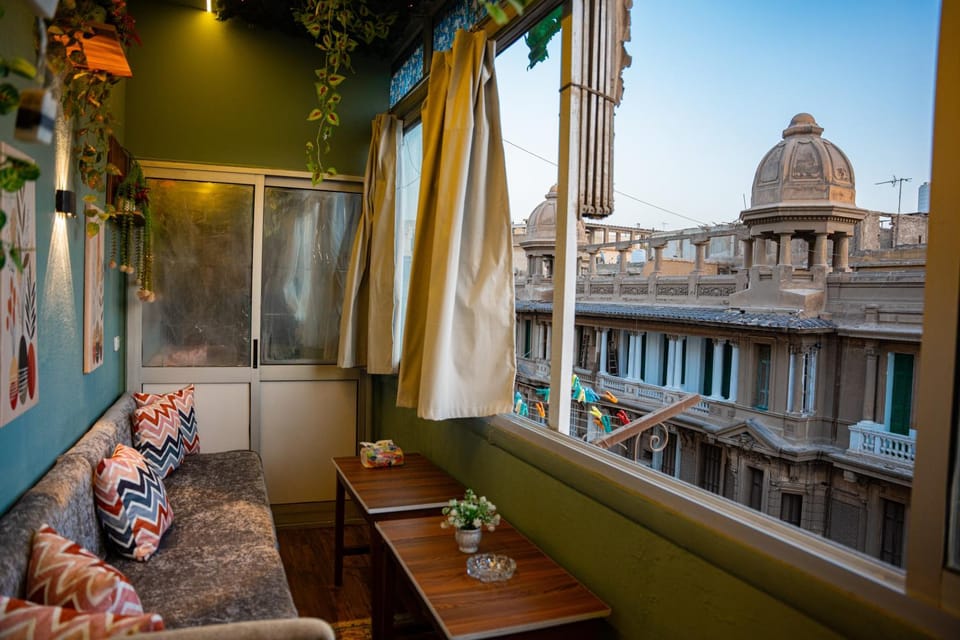View (from property/room), Balcony/Terrace, Living room