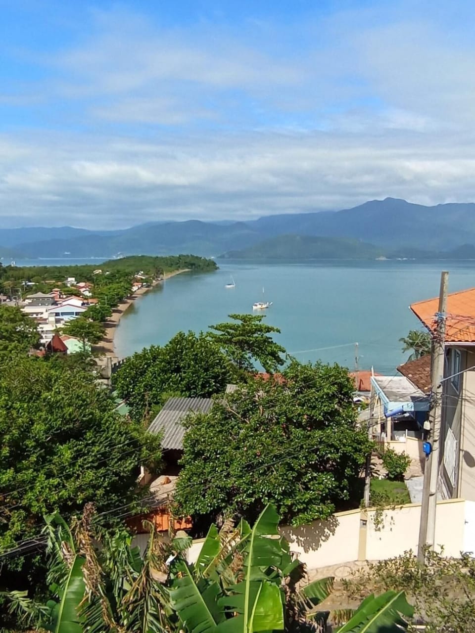 Sossego, Linda vista, praia 400mts e home-office Apartment in Florianopolis