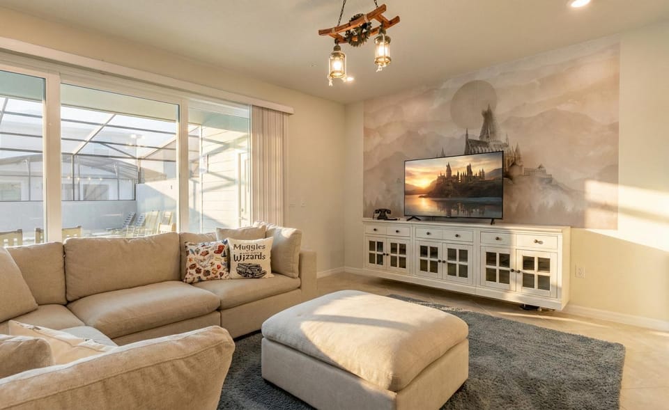 TV and multimedia, Living room, Seating area