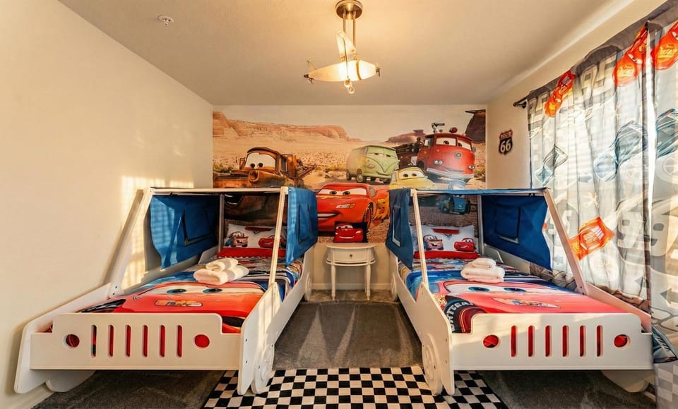 Bed, Bedroom