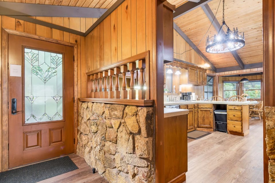 Kitchen or kitchenette, pet friendly