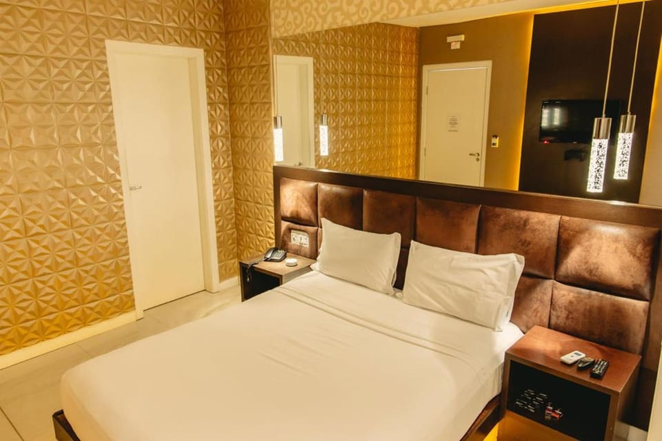 Luna Blu Studio Love hotel in Curitiba