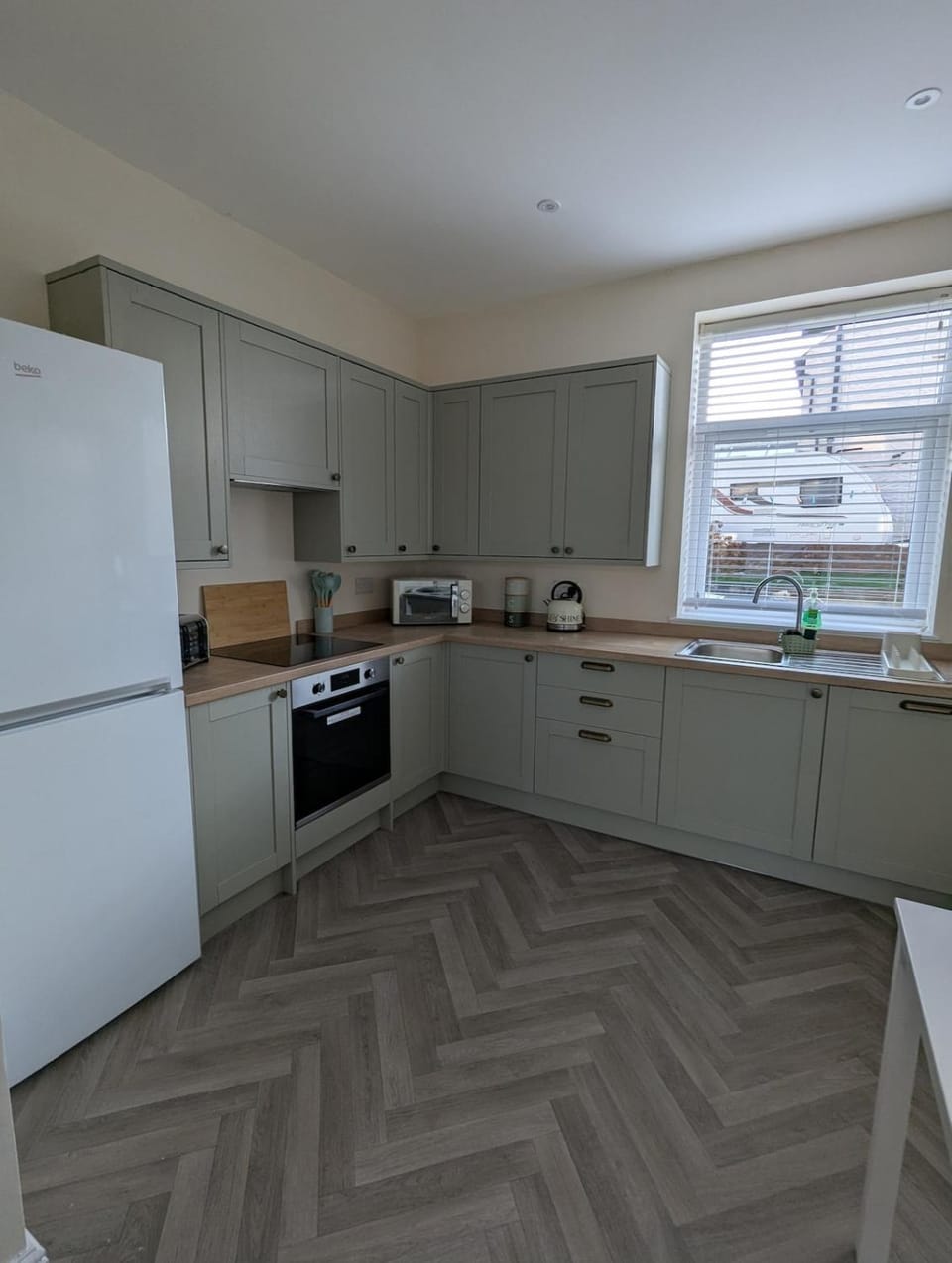 Kitchen or kitchenette, dishwasher, oven, pet friendly, stove, toaster