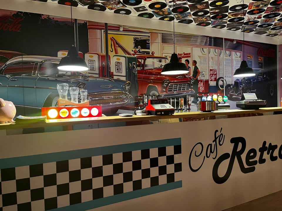 Café Retro Brøns Kro Inn in Region of Southern Denmark