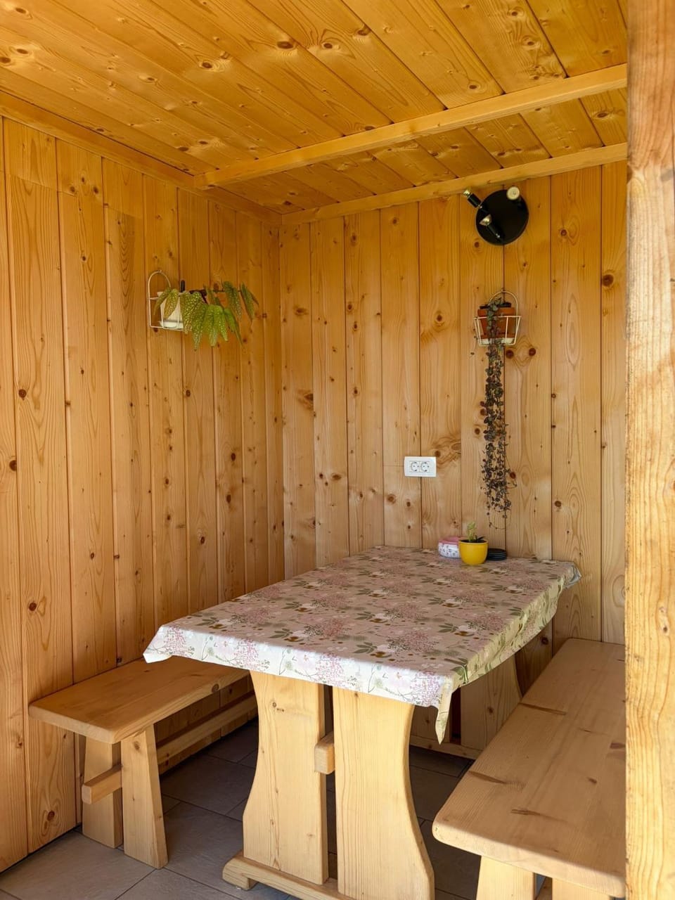 Property building, Patio, Garden