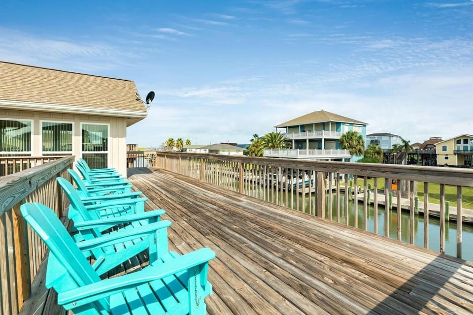 Campo Del Mar - Fish, Boat, Relax on the Bay House in Alvin