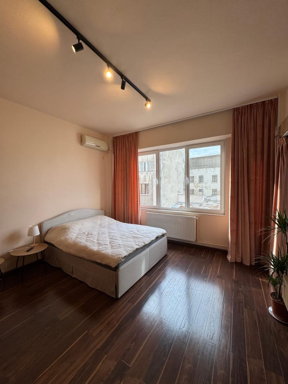 Amazing Double Studio #near Calea Victoriei Apartment in Bucharest