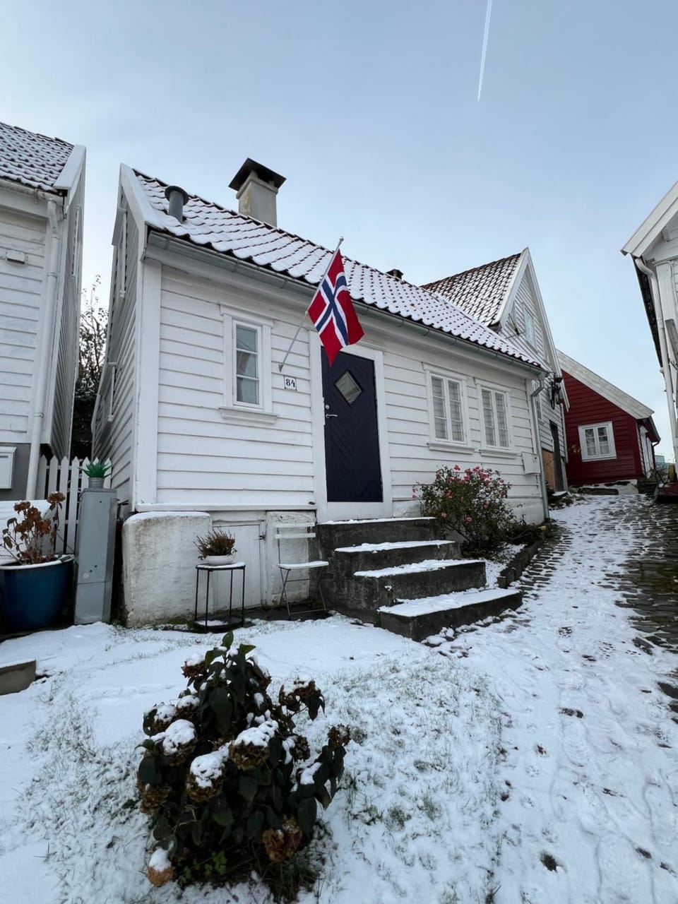 Property building, Day, Winter