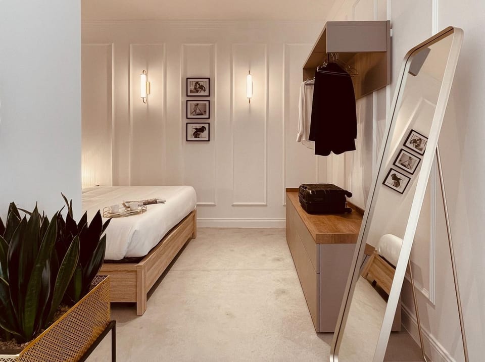 Bed, Photo of the whole room, Bedroom, wardrobe