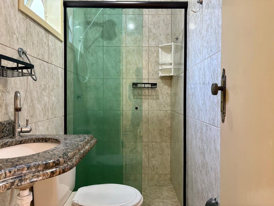 APARTAMENTO EM CABO FRIO À 1,9KM da PRAIA DO FORTE Apartment in Cabo Frio