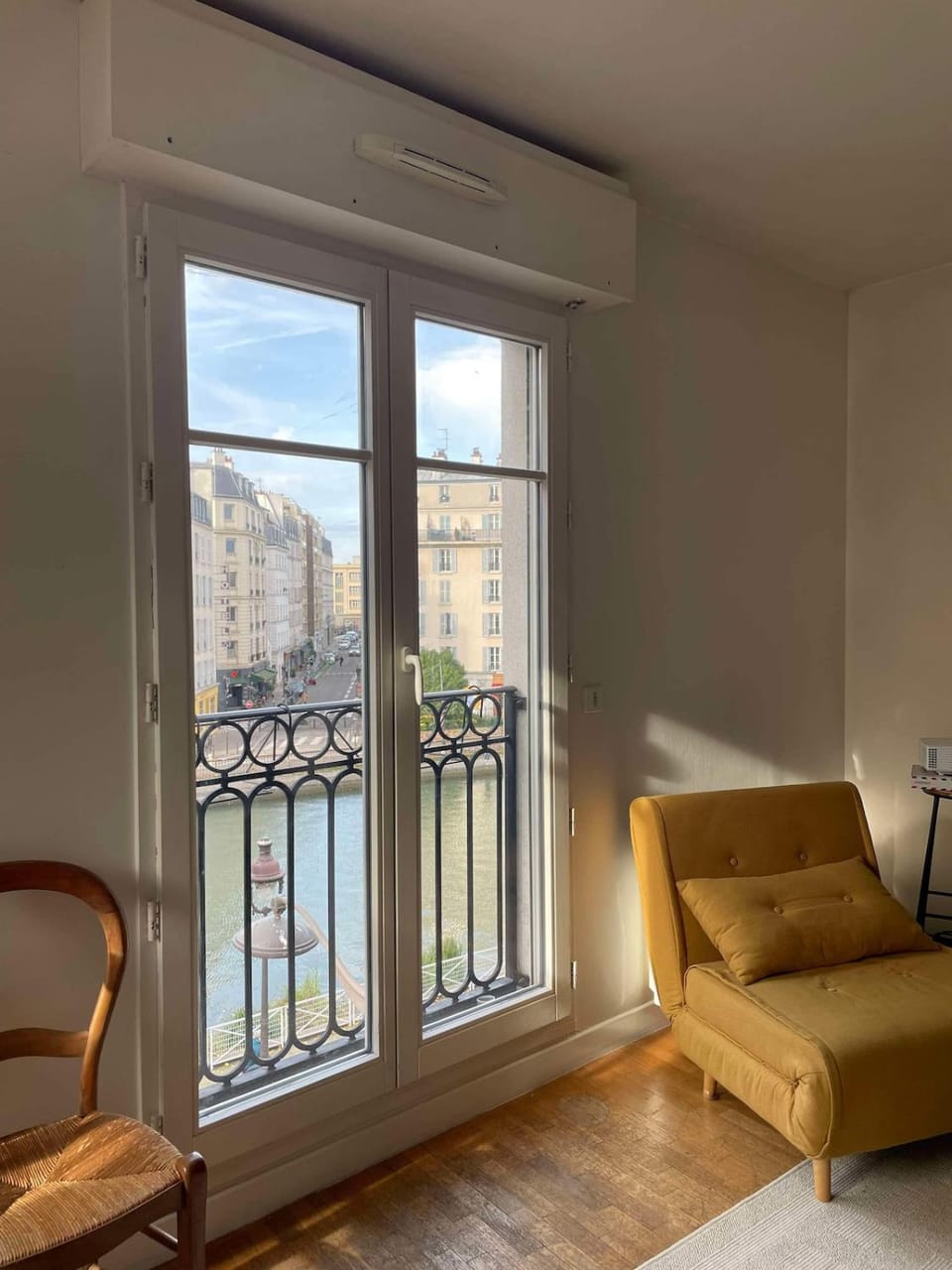 Spacious and bright apartment - Canal St-Martin Apartment in Paris