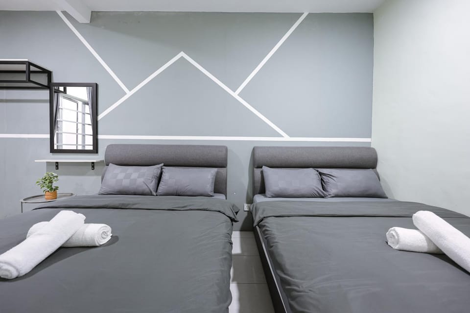 Bed, Photo of the whole room, Bedroom, group of guests, group of guests, group of guests, Family, Family, Family, pet friendly, towels, VIP