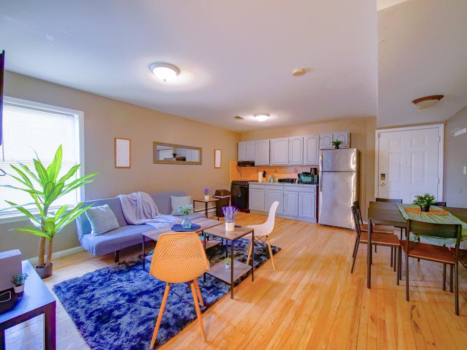 Kitchen or kitchenette, Living room, Dining area