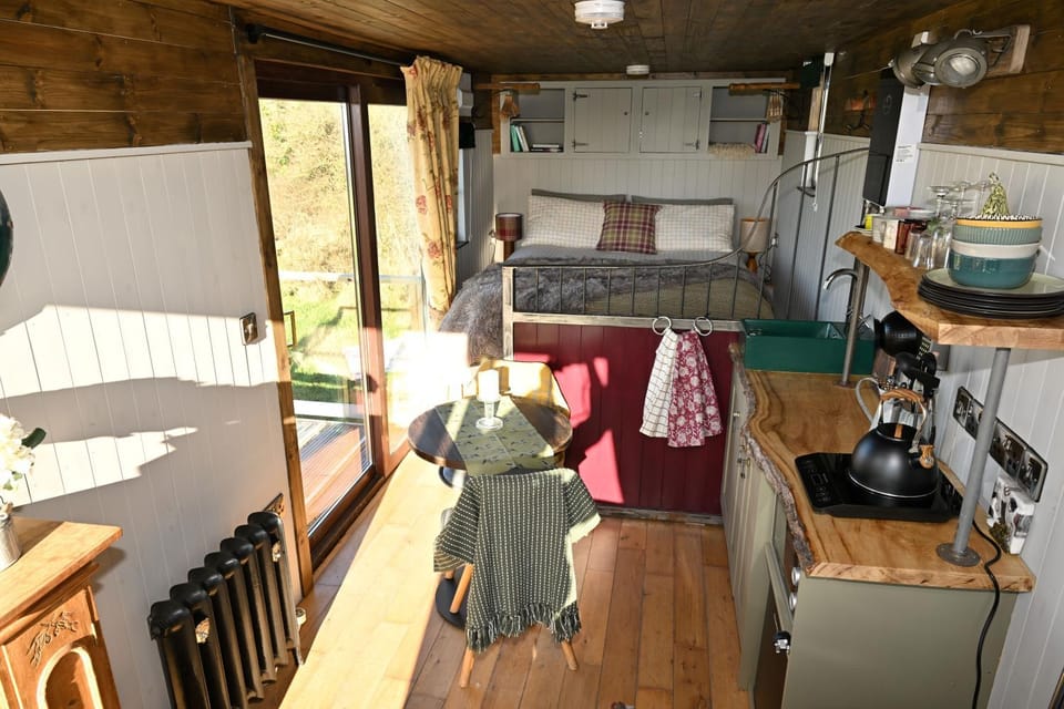 The Horsebox, unexpected luxury House in Northern Ireland