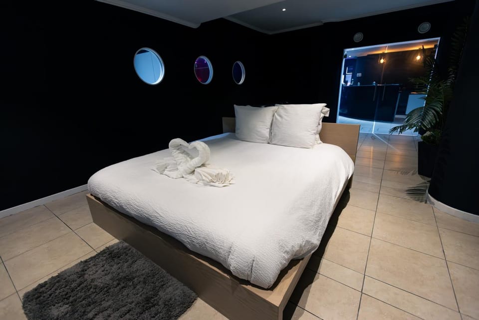 Blvck Spa Bed and Breakfast in Brussels