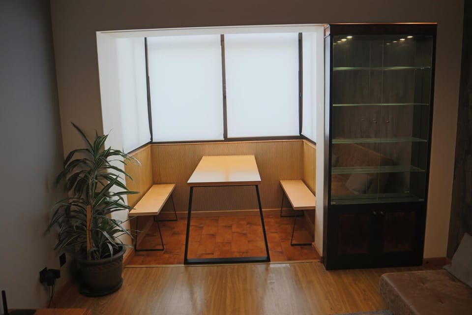 Living room, Dining area
