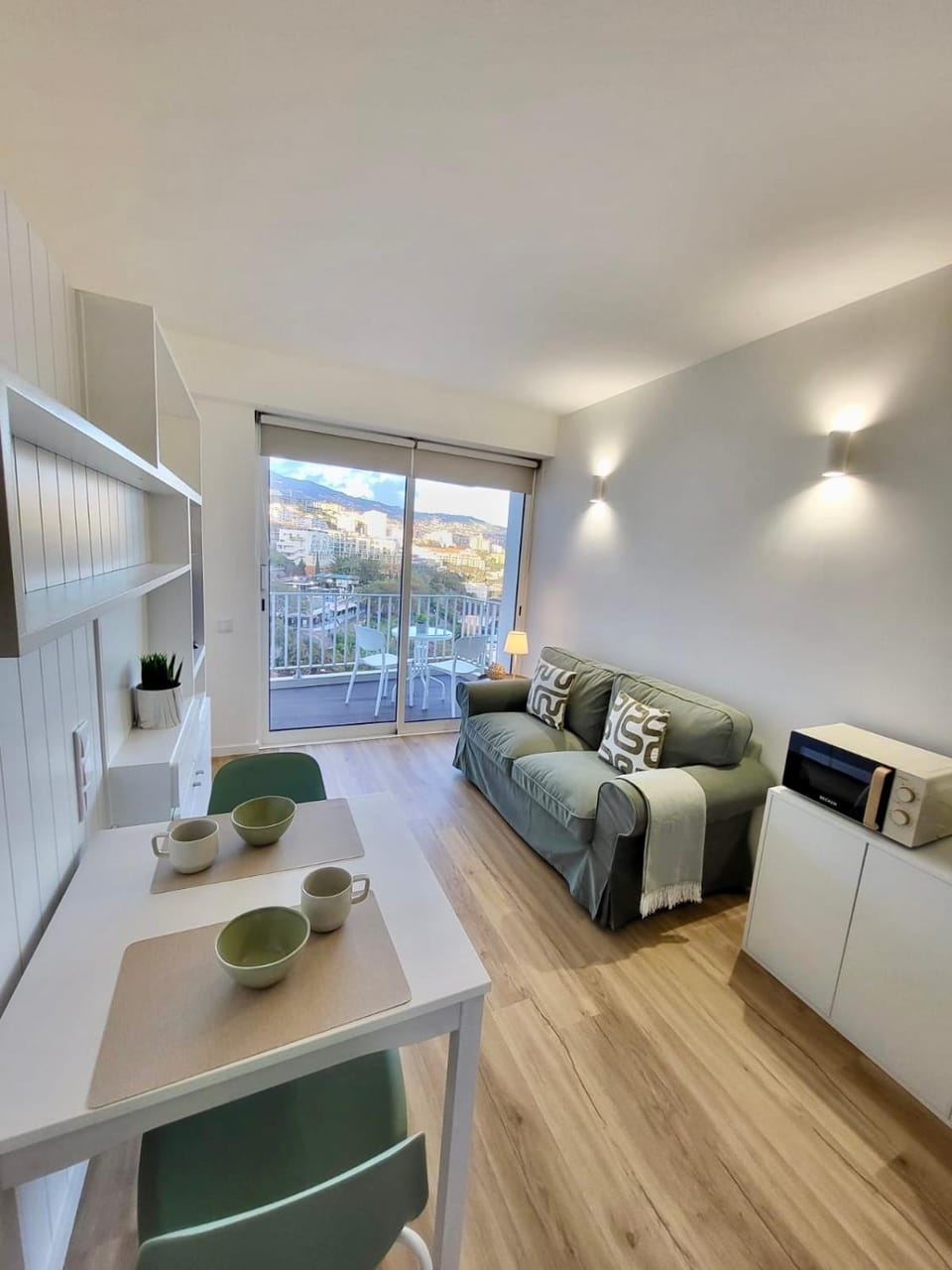 Living room, Dining area