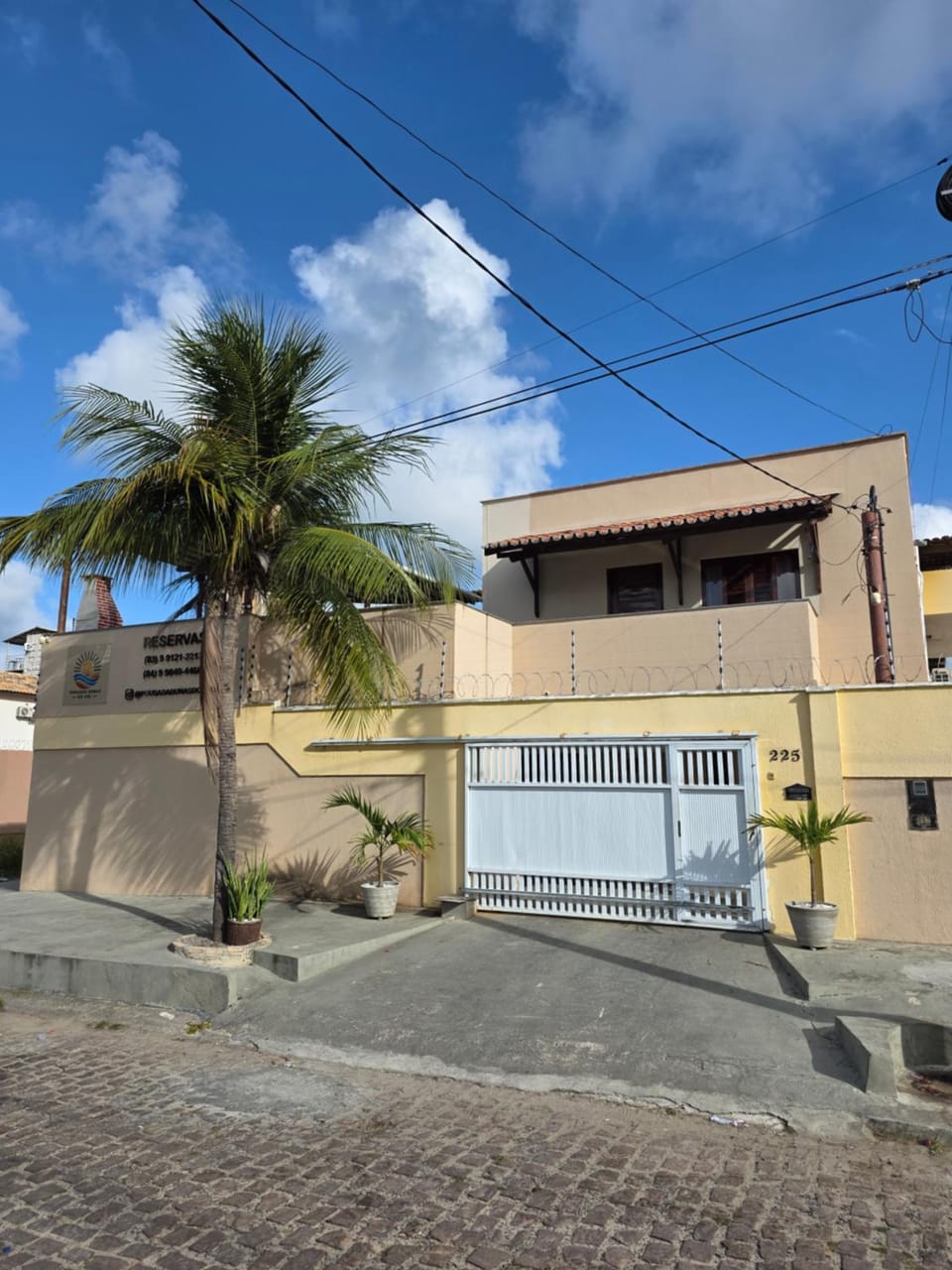 Property building, Day, Neighbourhood, Street view